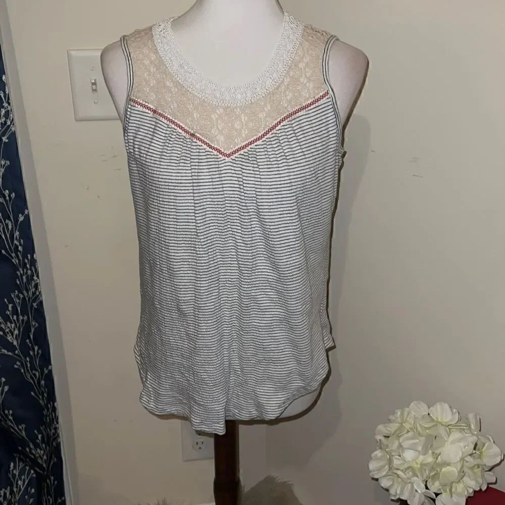 Anthropologie | Anthro Maeve Sleeveless Textured Stripe Lace Yoke Top sz S Small